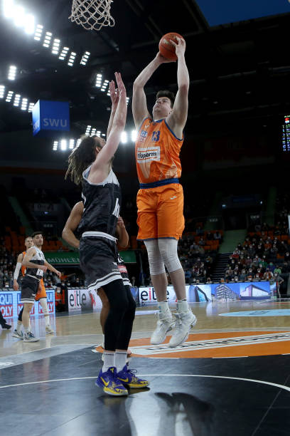 的打法占据 的打法占据