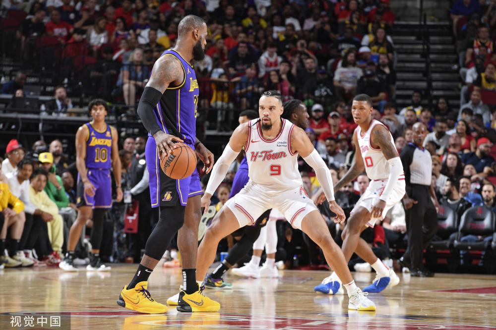 表现让人看 表现让人看